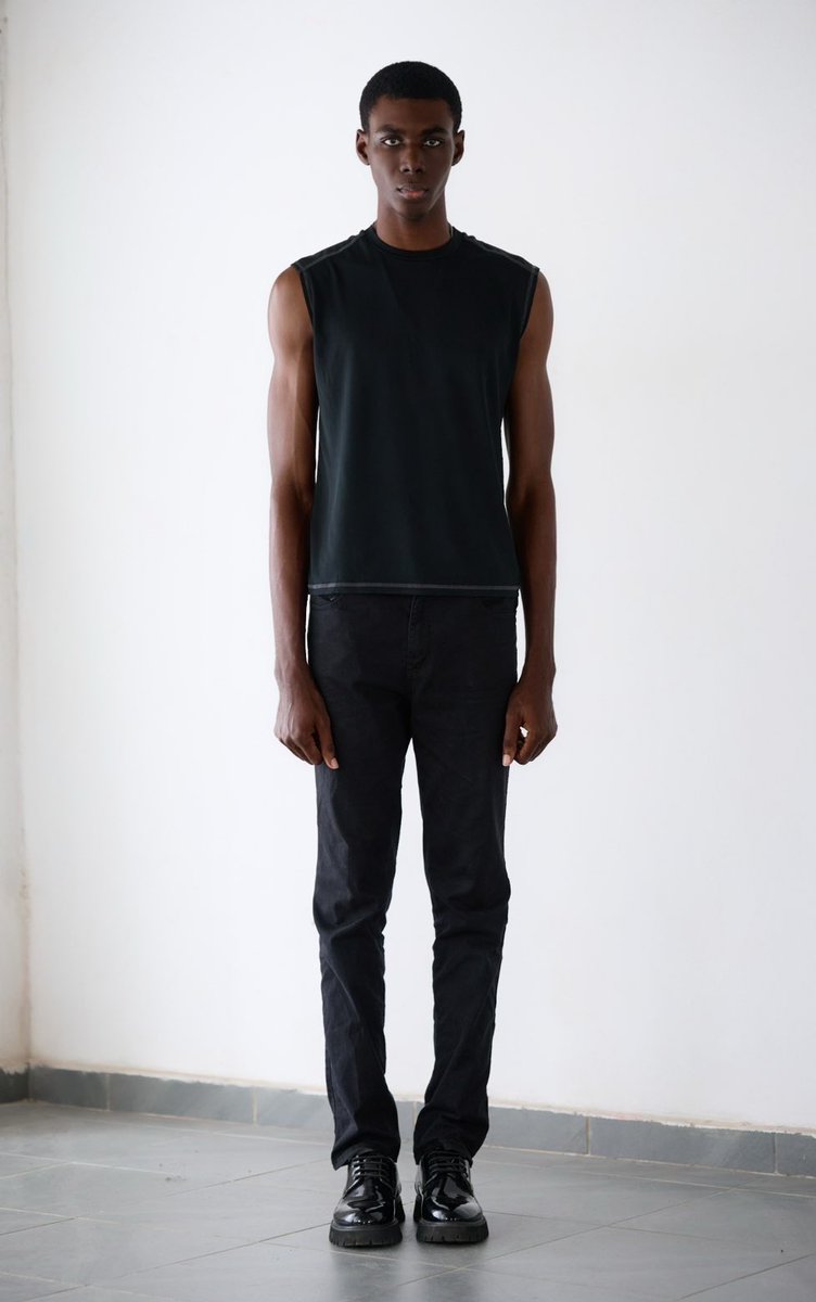 eeyitopee's tweet image. Hello @SamuelOtigba I’d love the opportunity to work with you as a model

Height: 6’2
Location: Lagos, Nigeria

Here are a few unedited photos of myself