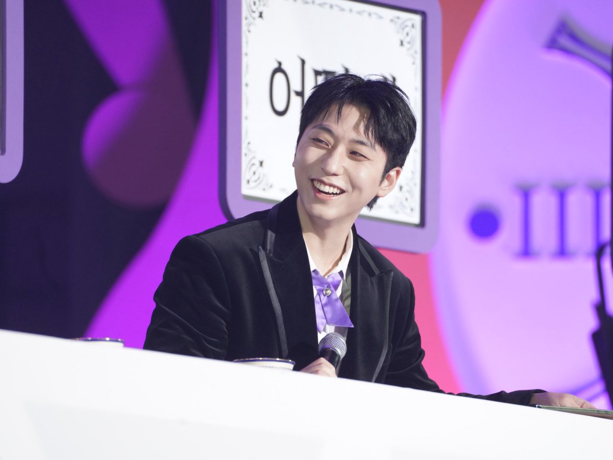 9ook1eRun's tweet image. 260103 Day-1
&amp;lt;Xdinary Heroes 2nd Fanmeeting&amp;gt;
👑XCLUSIVE PARTY👑

✨🫖

#XdinaryHeroes #엑스디너리히어로즈
#엑디즈 #Gunil #건일 #구건일