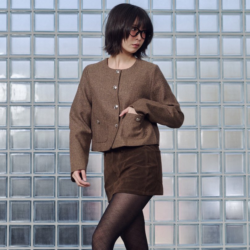 SoM_SmILe's tweet image. คาร์ดิแกนทรงเบลเซอร์ลุคทวีด ✨
ใส่แล้วดูเนี้ยบแบบ effortless แมตช์ง่าย ใส่ได้หลายโอกาส ตั้งแต่ทำงานถึงคาเฟ่ 🧡
🧡 s.shopee.co.th/2B8KsQrqjO

#คาร์ดิแกน #BlazerLook #แต่งตัวง่าย #ลุคเรียบหรู #ของดีบอกต่อ #ShopeeFinds