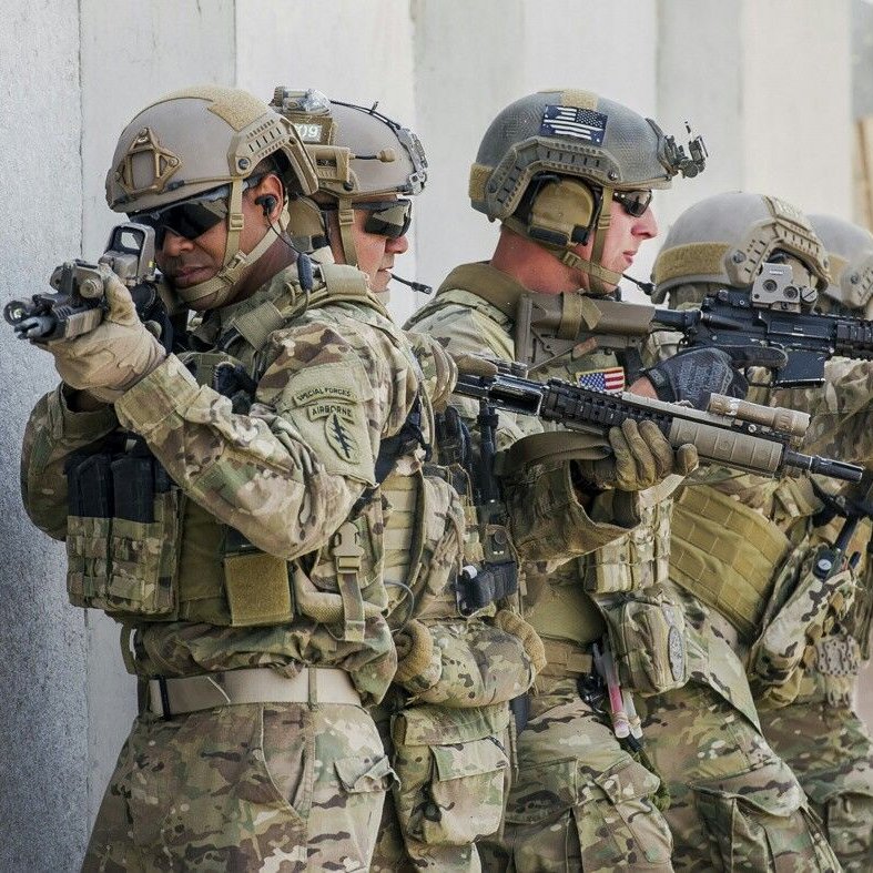 bosunatiklama's tweet image. Maduro'yu 3 saatte rehin alıp ülke dışarısına çıkartan Delta Force'un geçmişte yakalamış olduğu bazı isimler:

•⁠ ⁠Saddam Hüseyin
•⁠ ⁠⁠El-Bağdadi
•⁠ ⁠⁠Pablo Escobar
•⁠ ⁠⁠El Chapo