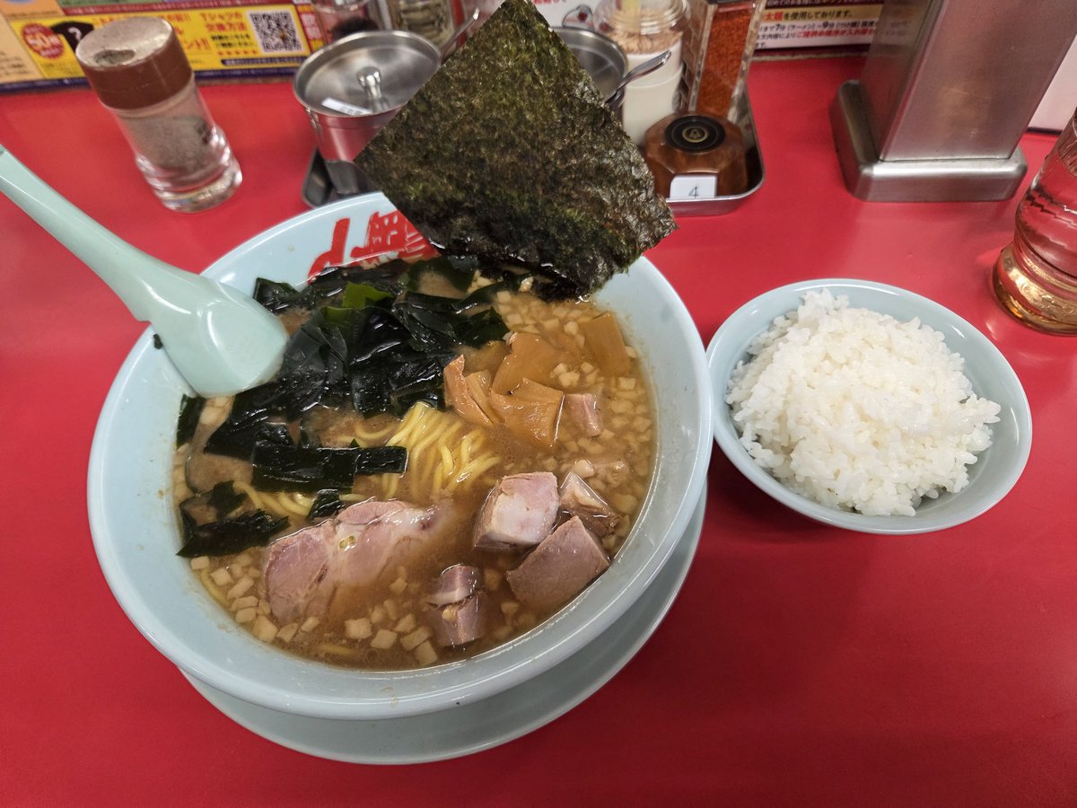 RT @hS2Nug3fWxgZW0o: 山岡家始め😋