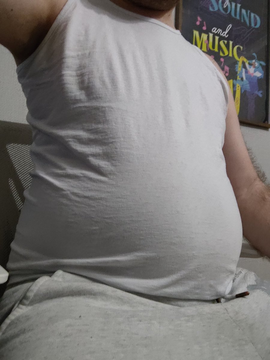 TangoRubber's tweet image. Hmmm 😏