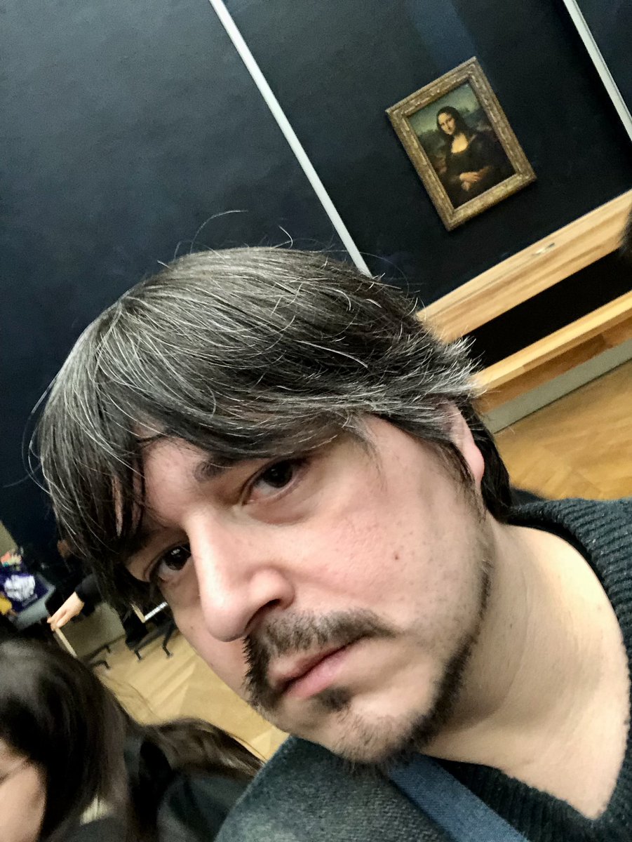 2026年初自撮り
First selfie of 2026
One more off the bucket list!!

#自撮り #FirstSelfieOf2026
#MonaLisa #Louvre #Paris #どうしてもやつてみたかつた