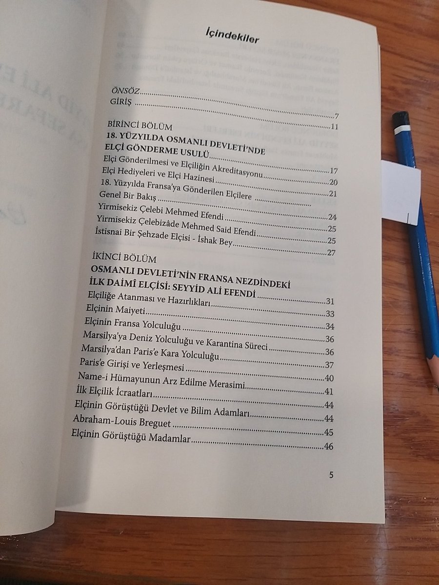 mehmet_1234's tweet photo. 📚 Yeni bir eser.
Dr. Osman Nihat Bişgin bu  çalışmasında Osmanlının ilk daimi Paris Sefiri Seyyid Ali Efendi'nin İstanbul'dan Paris'e uzanan serencamını (1797-1802) ve sonrasındaki gelişmeleri akademik ve akıcı bir üslupla okuyucuya sunuyor. https://t.co/KmpKebMnJb