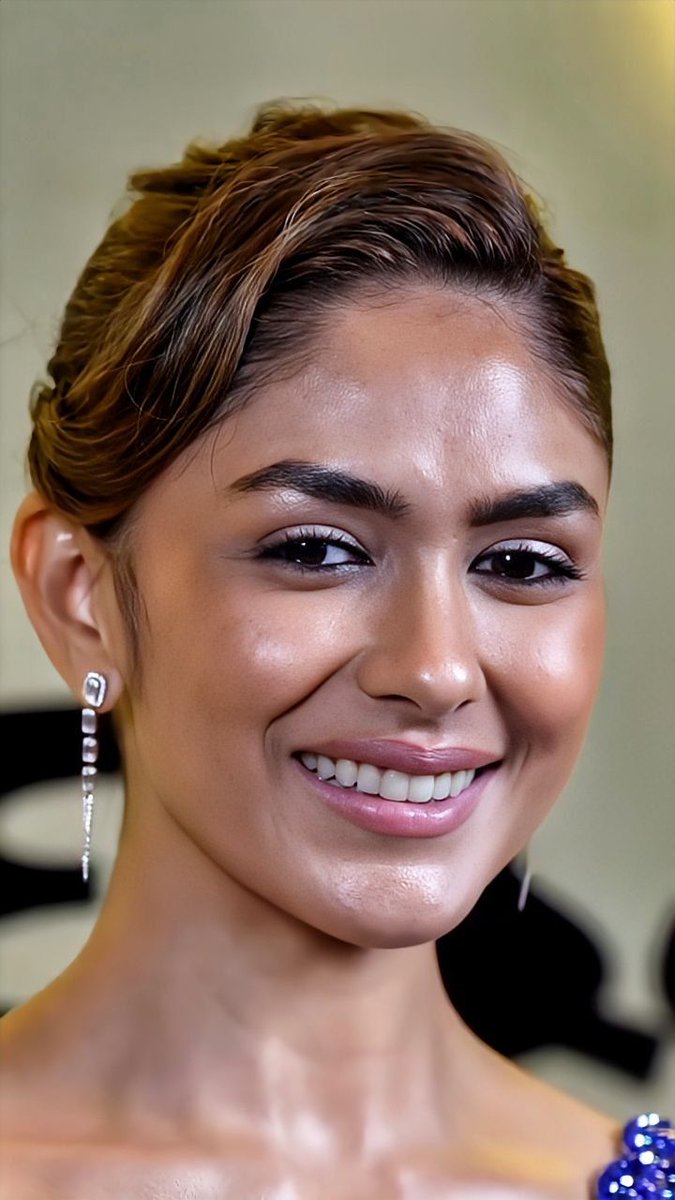Mrunal Thakur Commentary tweet media