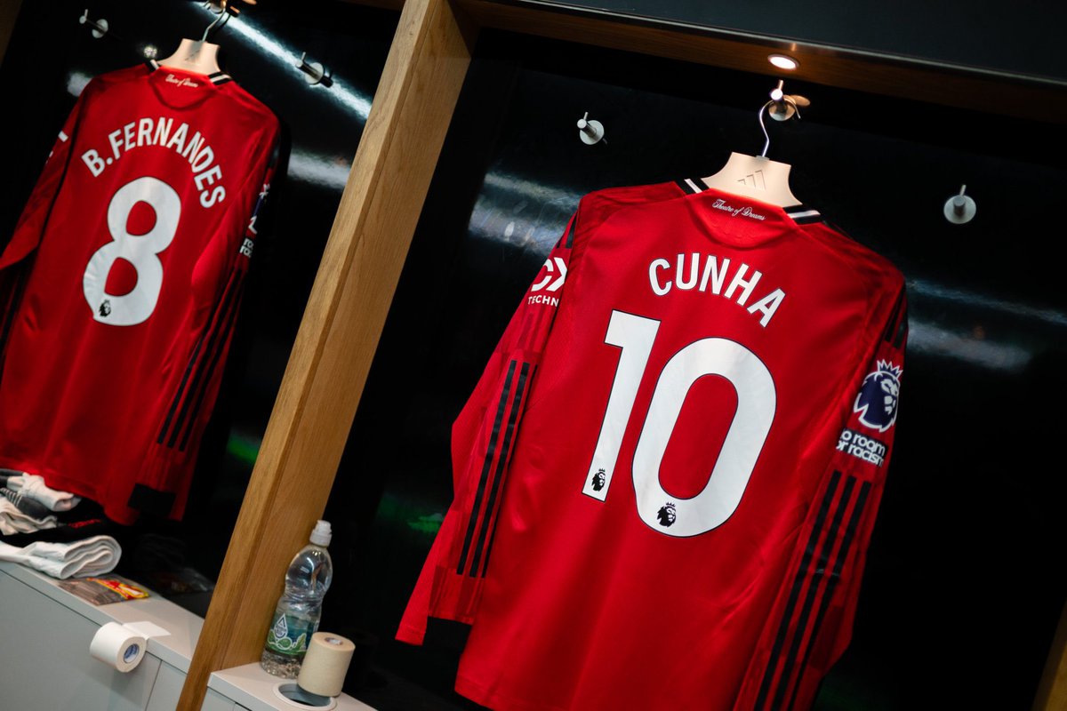 【お年玉企画🎊】

マンチェスターユナイテッド
25-26 ホームユニフォーム（正規品、新品未使用、インポートL）を抽選で1名にプレゼント🎁

今季は…クーニャの長袖！

🎯応募方法
✅このアカウントをフォロー
✅この投稿をいいね&amp;リポスト

🗓️締切：1月10日 23:59

当選者にはDMで連絡します！
#MUFC