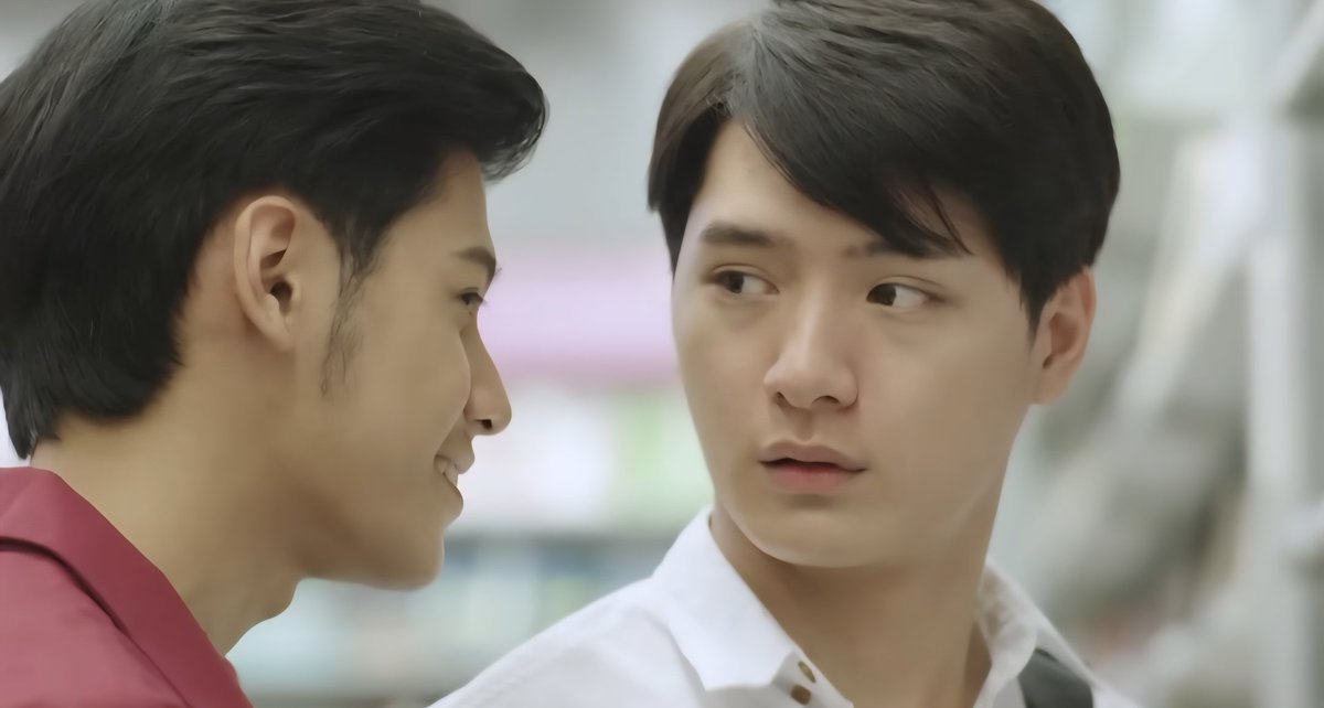 "ถ้าอยากจับ...ก็ไปจับที่ห้องเว้ย"

#คริสสิงโต
#สิงโตคริส