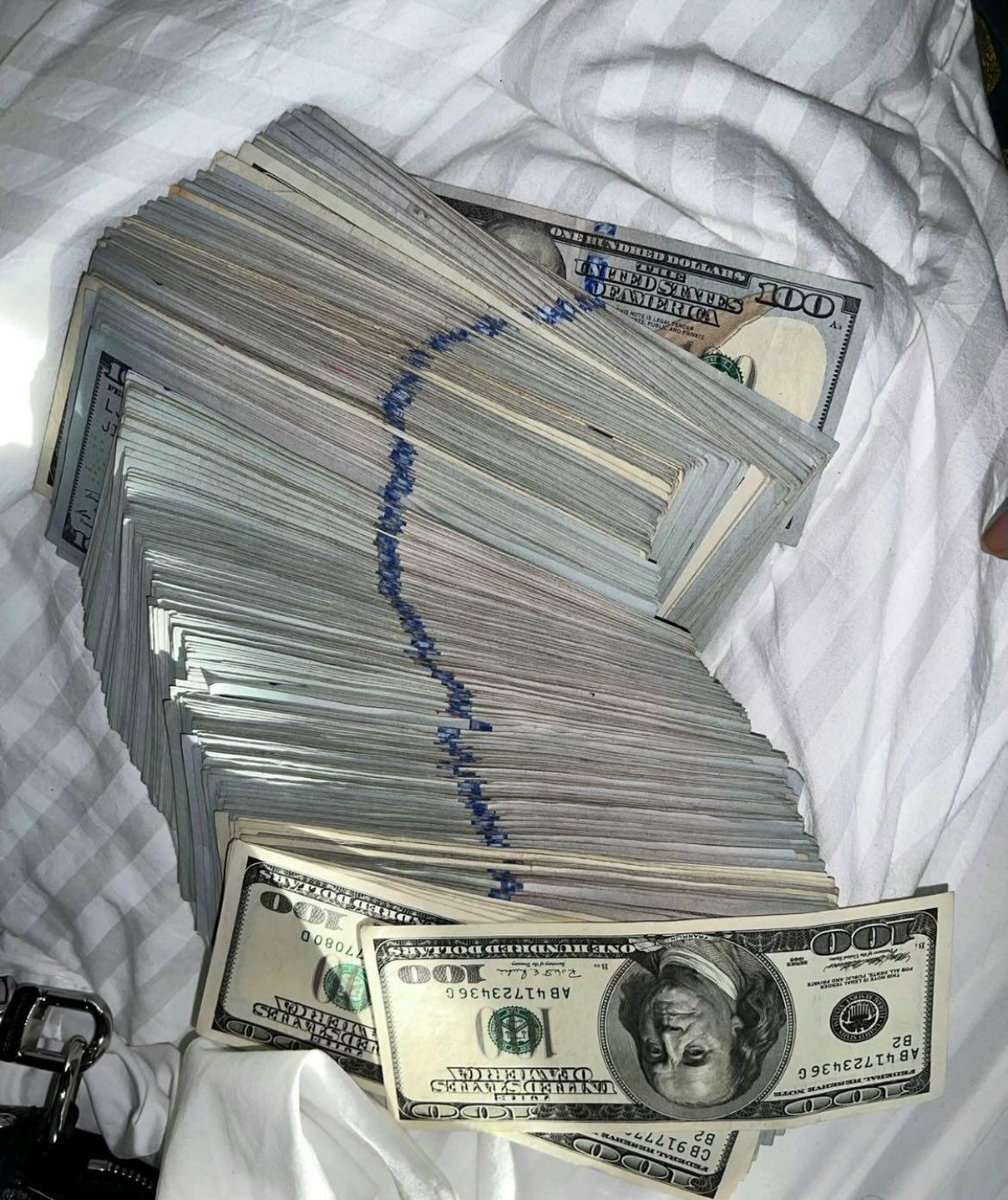 spiritualwibe's tweet photo. Manifesting unexpected CASH. 💸 https://t.co/shqPvs6nC0