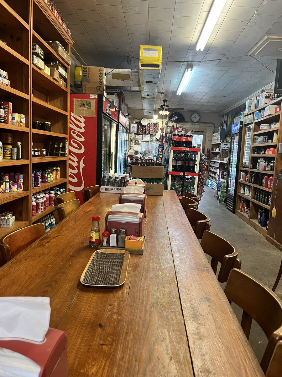BackroadsStaff's tweet photo. Yesterday, I finished up some research and went to Granny’s Corner in McCall Creek, MS. The menu was full of made-to-order meals, and I went with the breakfast platter paired with homemade cherry jelly straight from the shelf.

#grannyscorner #hiddengems #offthebeatenpath https://t.co/SRsggQDT6g