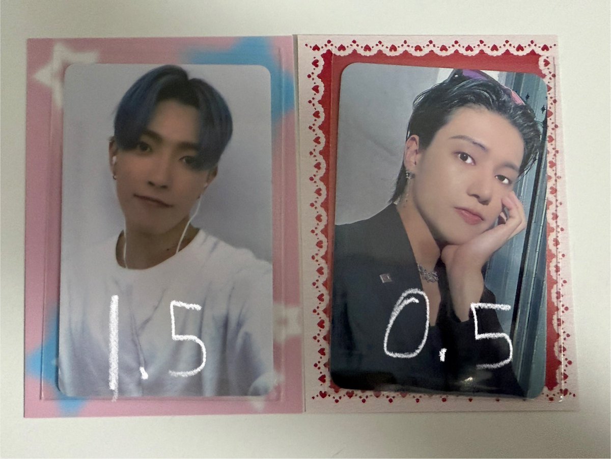 O8sell's tweet photo. 에이티즈 홍중 우영 포카 양도합니다

홍중 - 후즈팬 럭드
우영 - 모켓샵 

에이티즈 ATEEZ ANITEEZ PC photocard  공방포카 양도 포카 포토카드 판매 김홍중 박성화 정윤호 강여상 최산 송민기 정우영 최종호 에이티니 시그 ateez hongjoong seonghwa yunho yeosang san mingi wooyoung jongho https://t.co/fFa04fxkHv