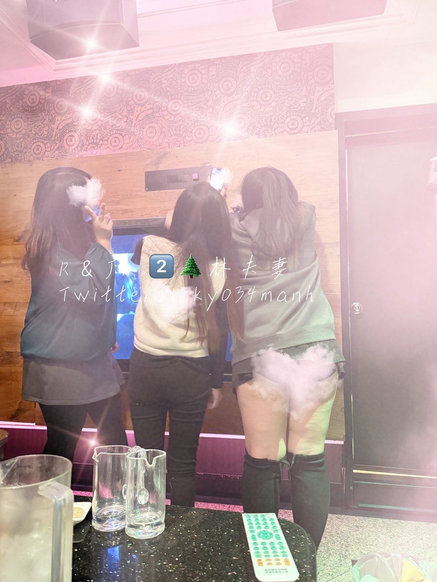 #另一對2⃣️木林夫妻 

<a href="/chnqyn666/">朵朵 & C (☁️來休息一下）</a> 阿妹控
大大滿足了唱歌慾🥳
<a href="/JhangPaul4035/">桃園年輕夫妻M&P日常</a> 非常好聽的音色
為了陪喝特地騎車來，太感動了😭
歌單還不錯缺點有小貴，但外面好多傳播妹，老公倒是看的眼花繚亂魂都被勾走了

#桃園夫妻 #唱歌局 #清新局