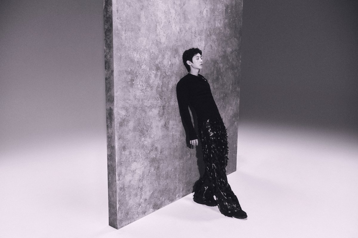 Teaser Image - Cube 02

EXO 엑소 The 8th Album 【REVERXE】
➫ 2026.01.19 6PM (KST)

💿Pre-order
EXO.lnk.to/REVERXE

#EXO #엑소 #weareoneEXO
#REVERXE