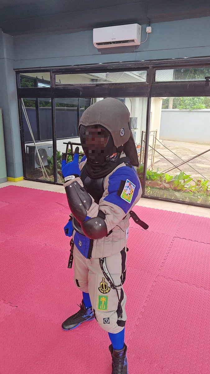 DisasterDiaz's tweet image. Black Friday patches from @UnlimPatWorks and new gear from Vietnam. Thank you!