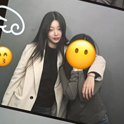 chipxxo's tweet image. oh boyfriend yoonchae give it to me