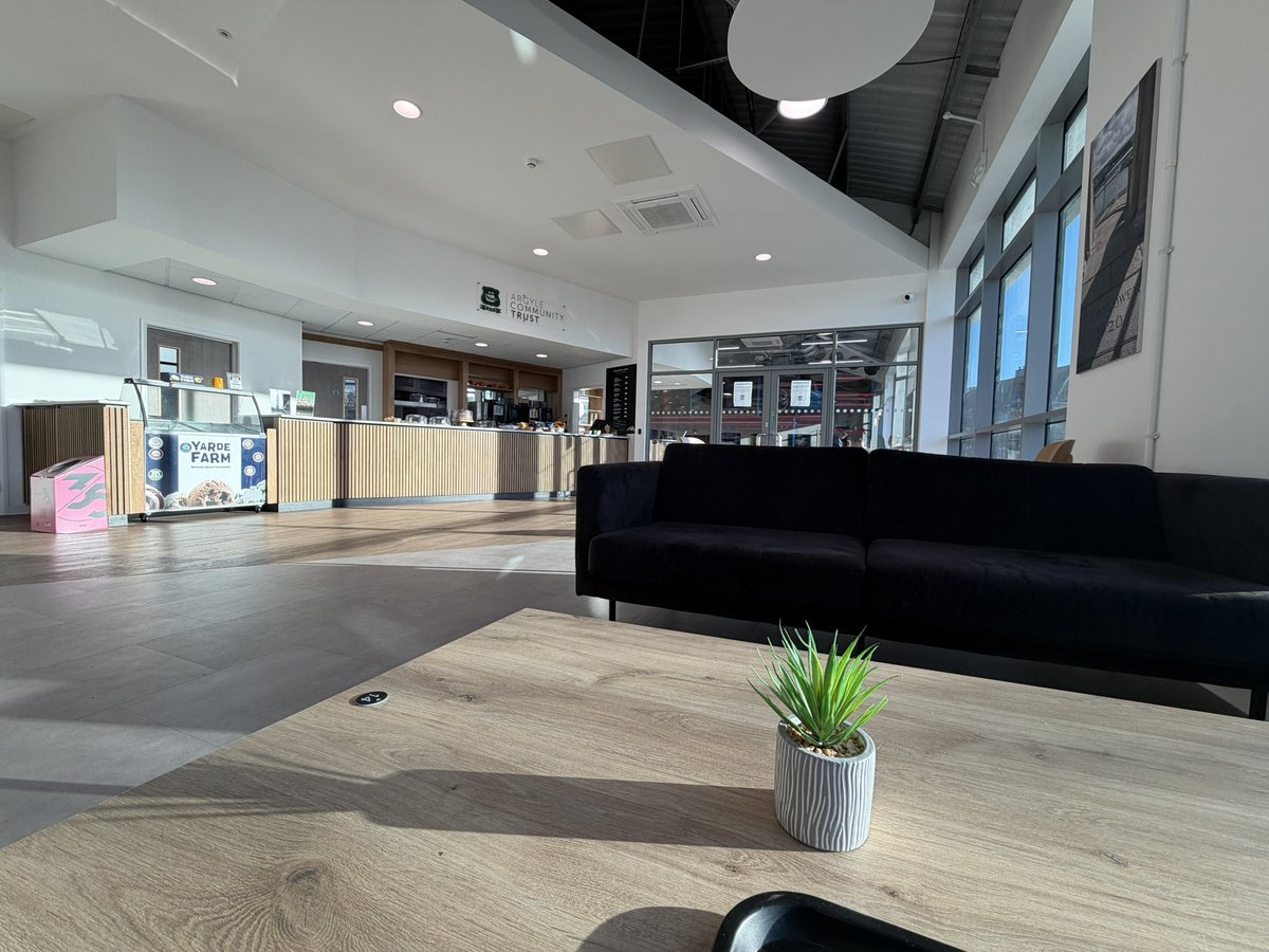 Carl Barnard 💚 tweet media