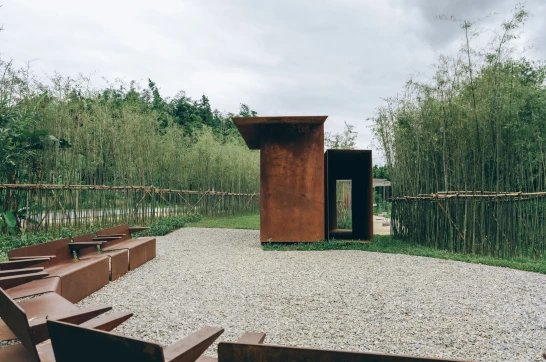 4AAAAart's tweet image. Floral Wander Loop by DL atelier