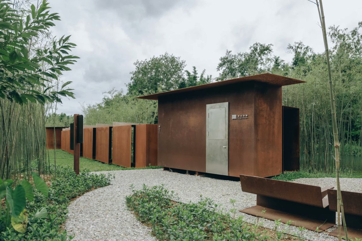 4AAAAart's tweet image. Floral Wander Loop by DL atelier