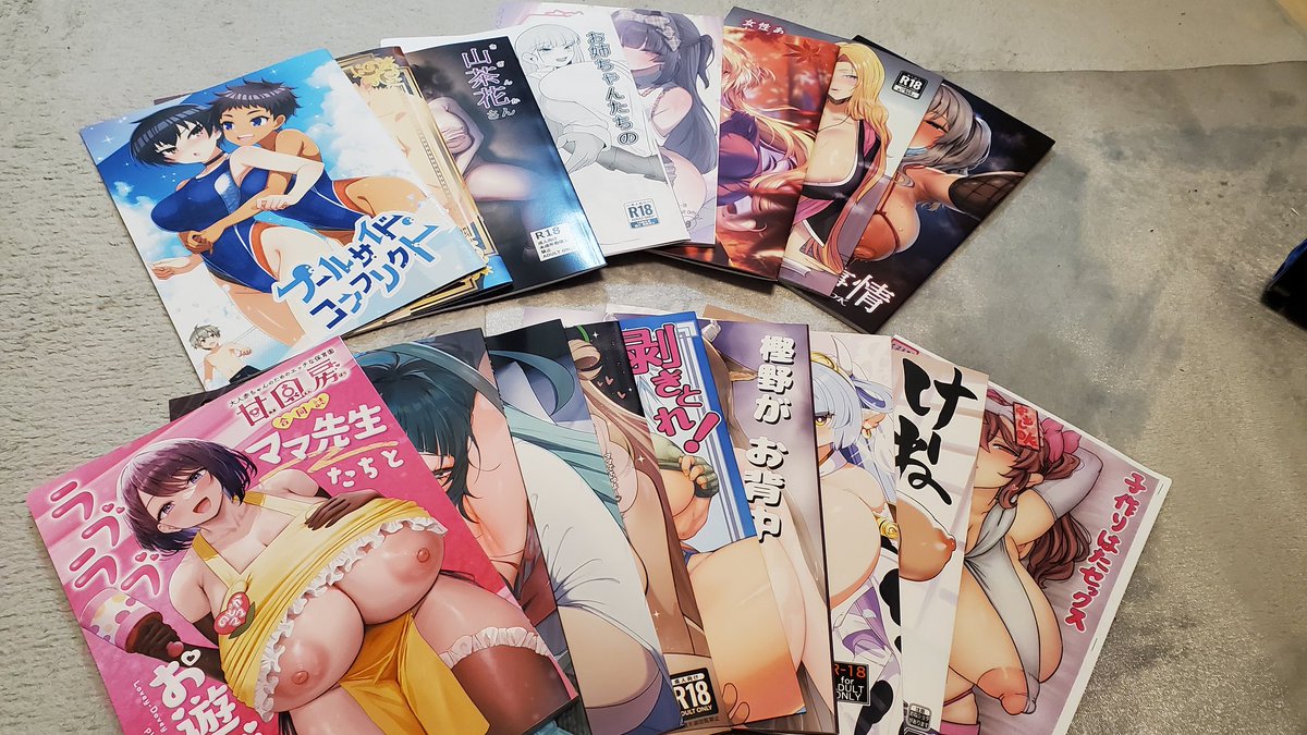 今年の冬コミのリザルト!!
挨拶回りもできたし、欲しいのもゲットできてとても満足(* ' ▽ ` *) 