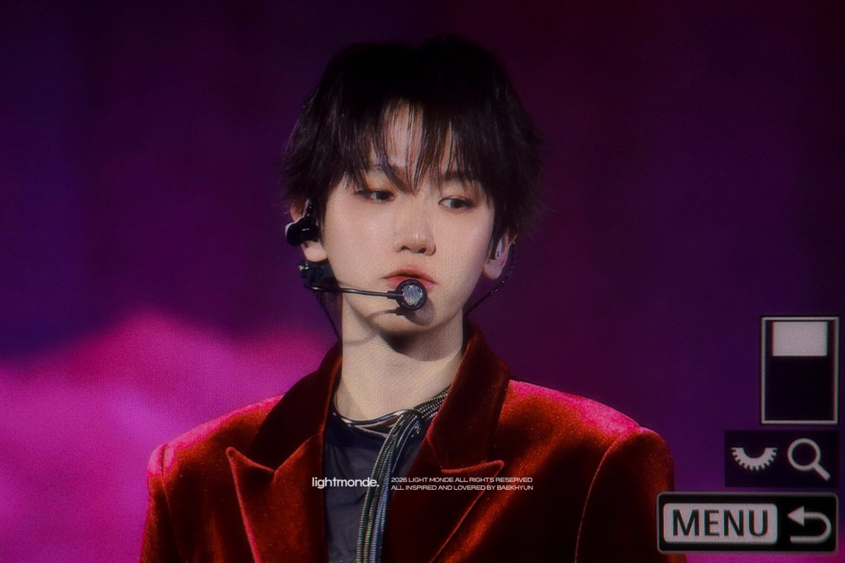 𝘭𝘪𝘨𝘩𝘵𝘮𝘰𝘯𝘥𝘦. tweet media