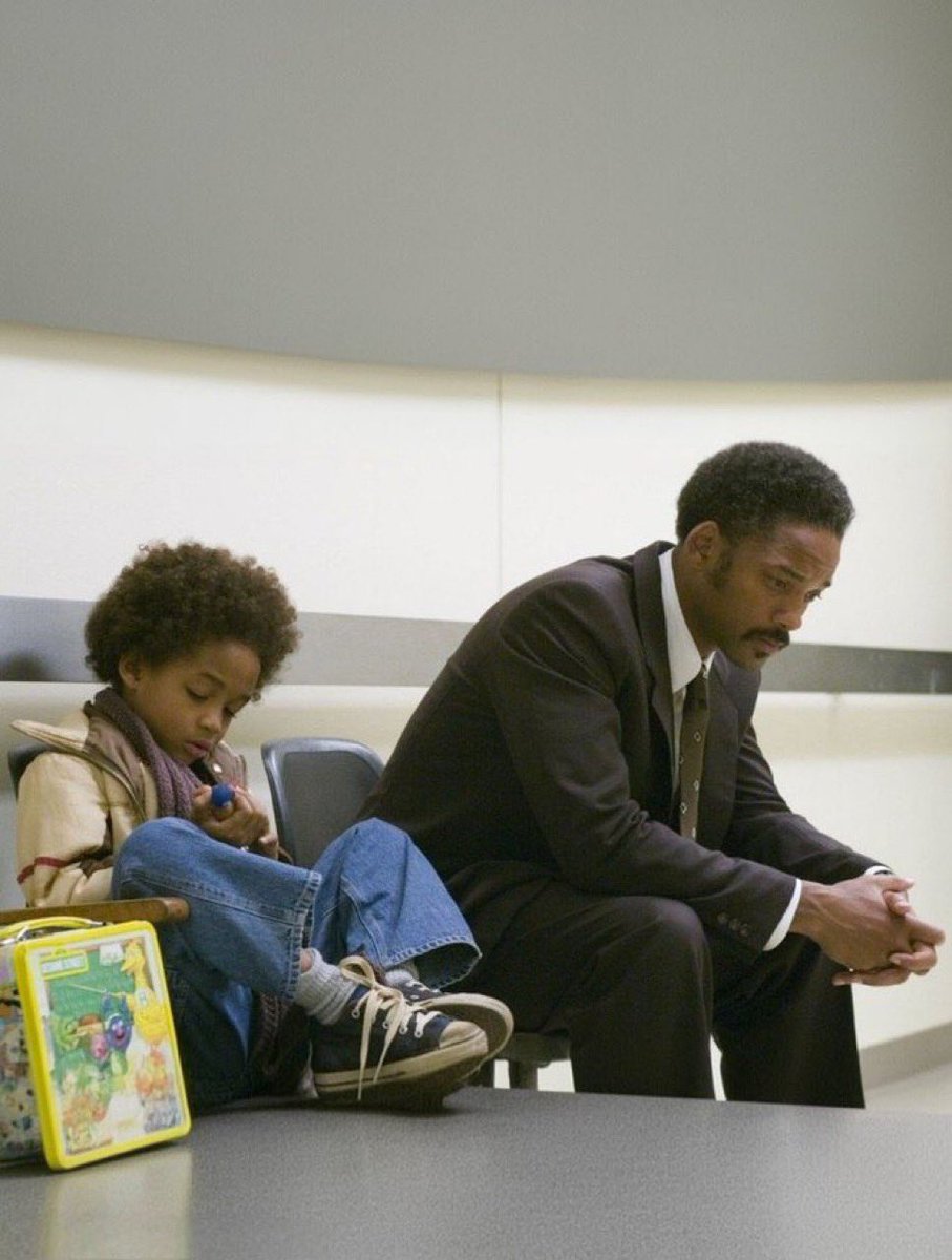 FrenchRapUS's tweet image. 🚨 Will Smith affirme que le meilleur film dans lequel il ait jamais joué est 𝑨̀ 𝒍𝒂 𝒓𝒆𝒄𝒉𝒆𝒓𝒄𝒉𝒆 𝒅𝒖 𝒃𝒐𝒏𝒉𝒆𝒖𝒓 ! 

"Tourner avec mon fils a été l’une des expériences les plus profondes et les plus importantes de toute ma carrière."

Un film bouleversant 💔