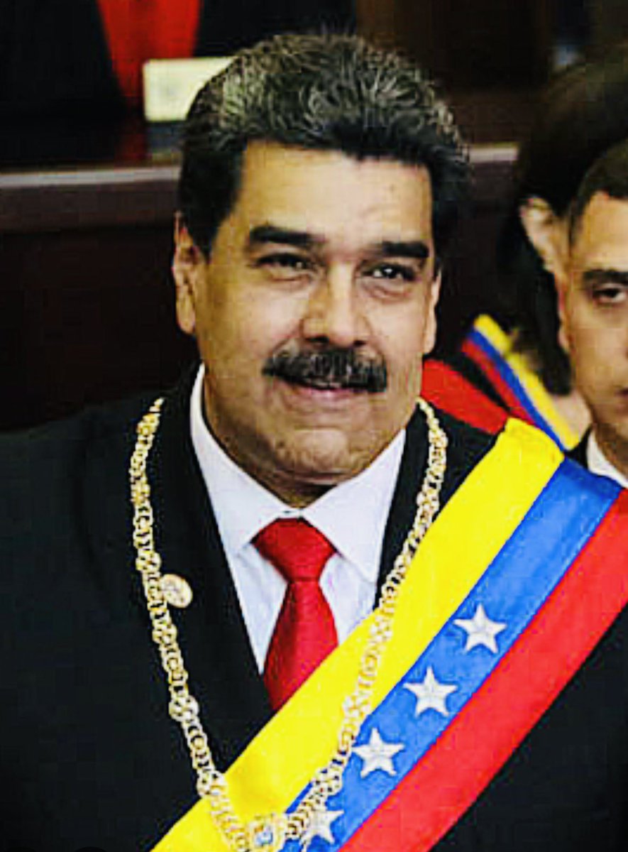 ReneSolorio's tweet photo. Cayó Nicolás Maduro
EE.UU. lo captura y juzgará por narcoterrorismo https://t.co/yrlnr4frUv