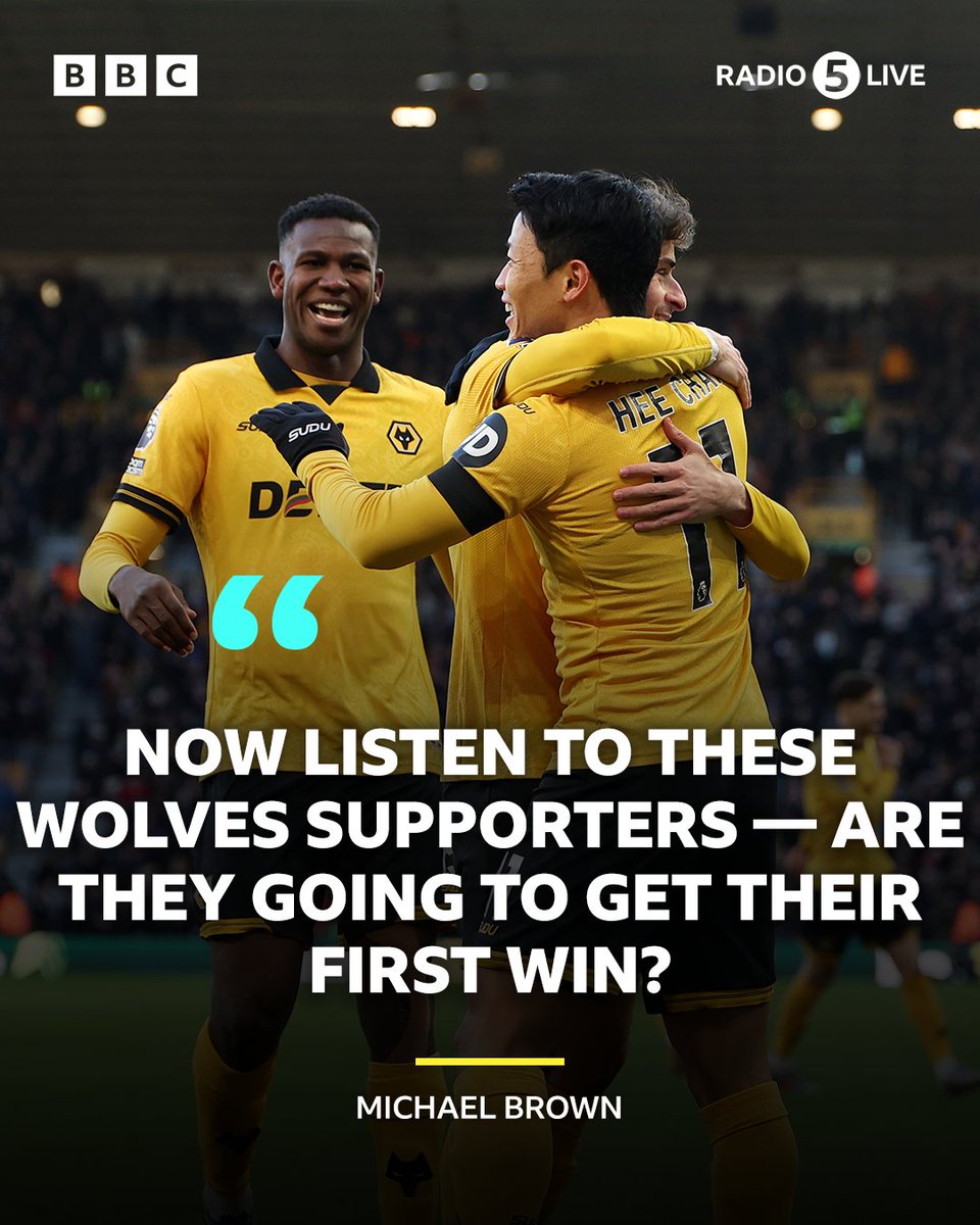 5liveSport's tweet image. "We're gonna win the league!" rings around Molineux 😅

Wolves fans are loving this!

Hwang Hee-Chan scores from the spot, after 18-year-old Mateus Mane had been fouled, to make it 2-0.

📻 Commentary on @BBCSounds
📲 bbc.co.uk/5live

#BBCFootball