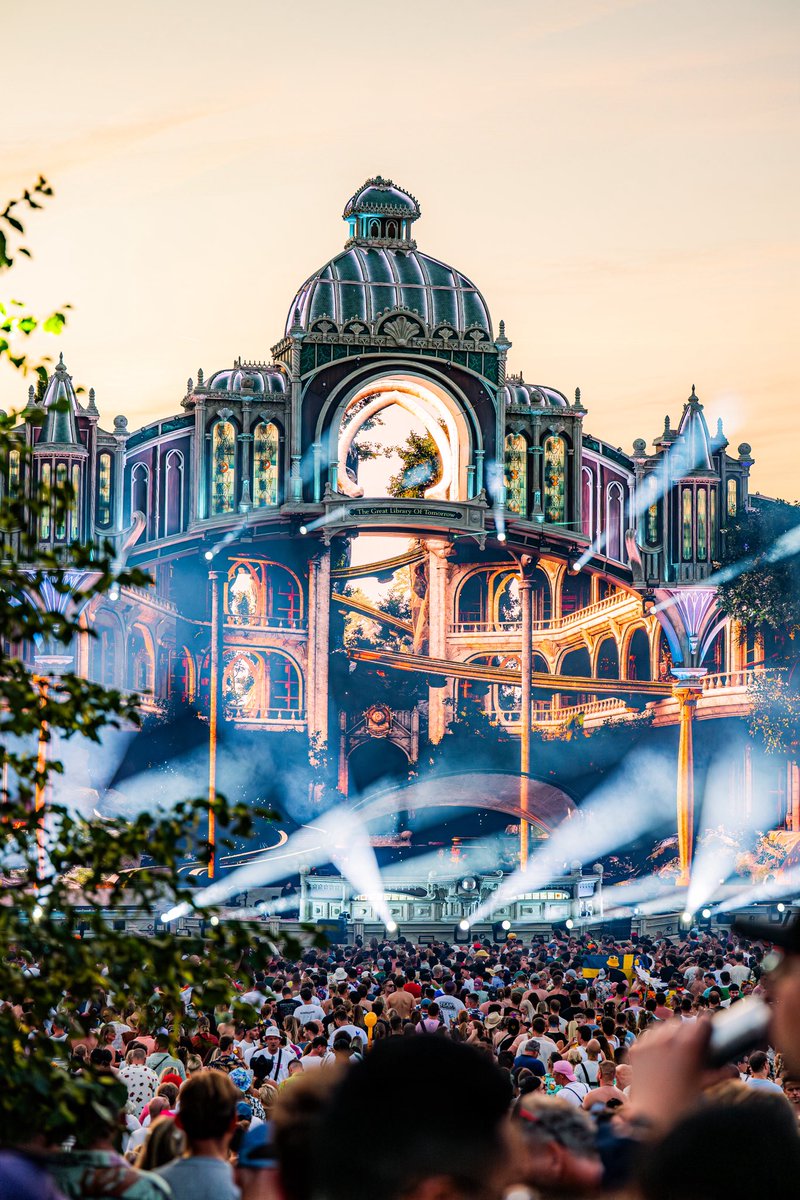 tomorrowland's tweet image. United by music.