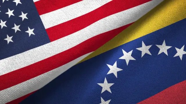 Elperrogocho's tweet photo. EN NOMBRE DE VENEZUELA, DE MUCHOS QUE PROTESTAMOS Y RESISTIMOS A LA REPRESIÓN DE ESTE RÉGIMEN QUEREMOS DECIR

GRACIAS @realDonaldTrump 
THANK YOU TRUMP! 

TODA VENEZUELA LLORA DE LA FELICIDAD DESPUÉS DE AÑOS DE DICTADURA, GRACIAS EEUU 🇺🇸 https://t.co/lwp9ZSTFdS