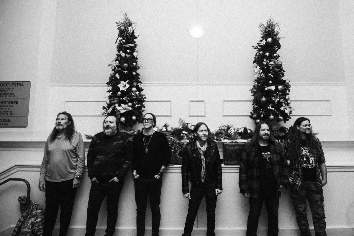 New Year's Eve in Athens, GA was an absolute blast. Thanks to all the brothers and sisters who came out and made it such a special night, and to brother Nat Myers for kicking things off. Here's to 2026!

Photos by Andy Sapp