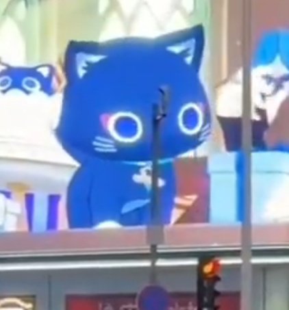 SCARAMEOW CON LOS OJOS FULL REDONDITOS QUE TERNURA

NO PARO DE BUCLEAR EL VIDEO, ES UN GATO COMPLETAMENTE, DEJENLE TENER SU CAJITA DE REGALO