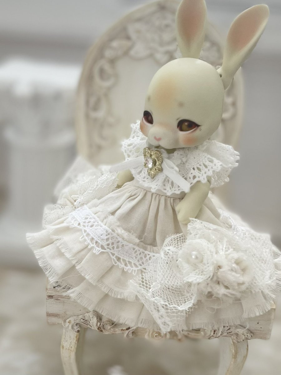 ココリアン、トビちゃんをお迎えしました。

オビツ11サイズのドレス、
似合って嬉しい😍

ドレスはベティローズさんのショップに送ります。ぜひご覧くださいね♪