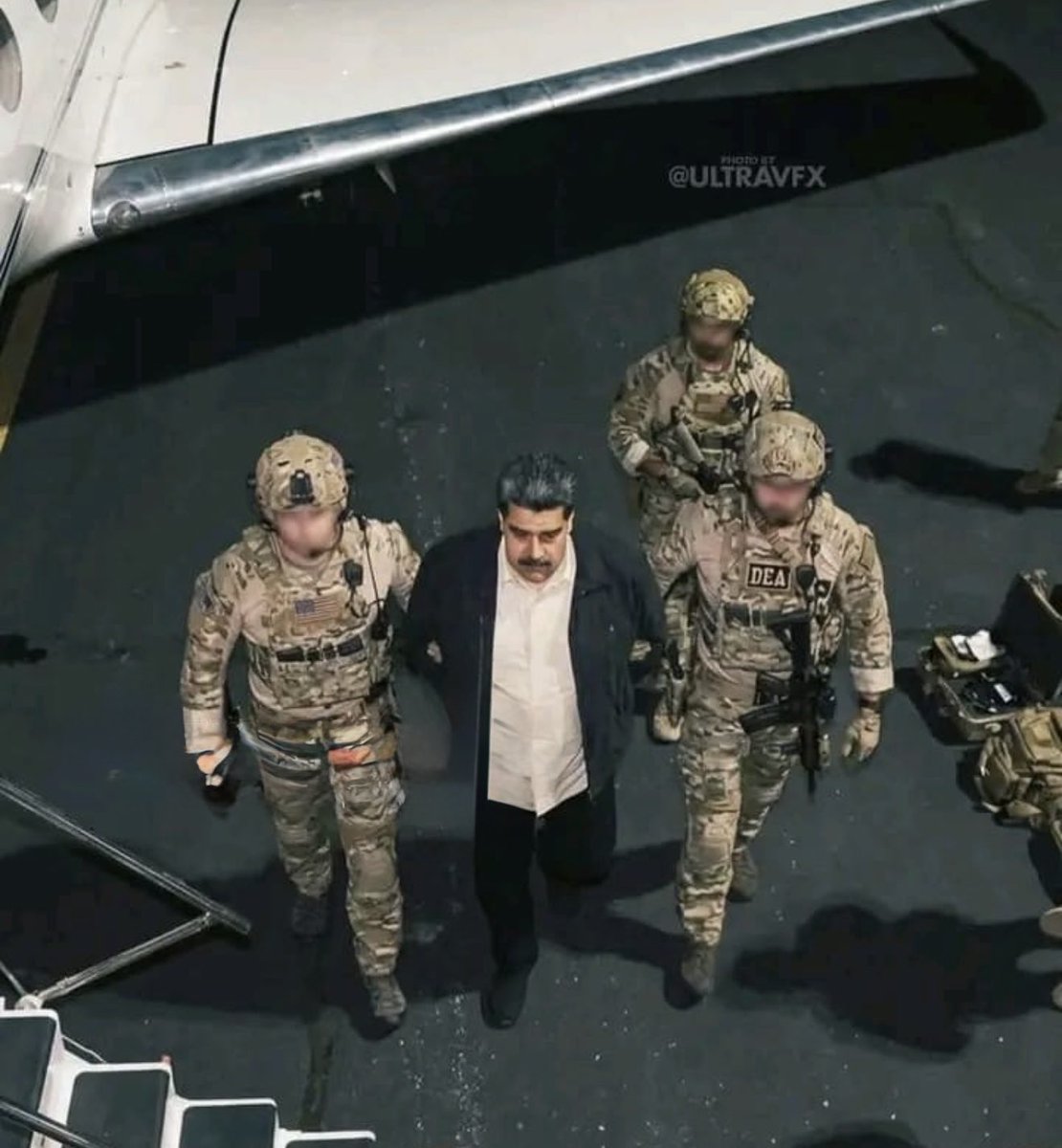 hologramatica's tweet image. Los que no quieran salir por las buenas, saldrán por las malas... #venezuelalibre