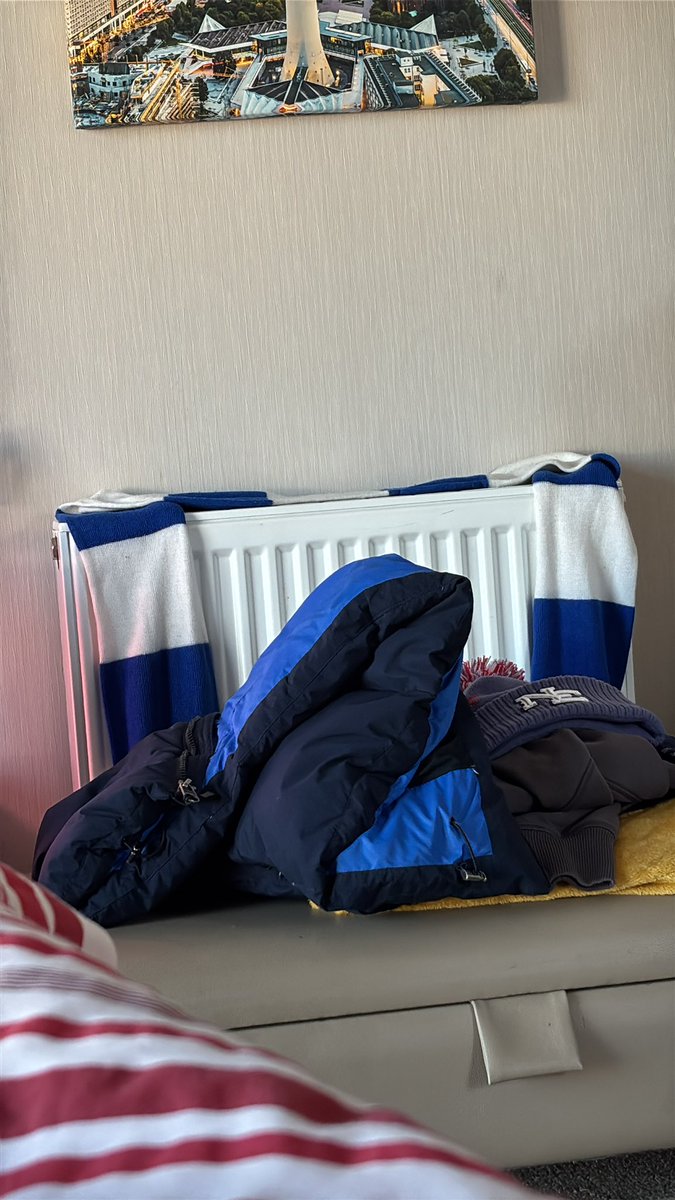 Nick Livingstone tweet media