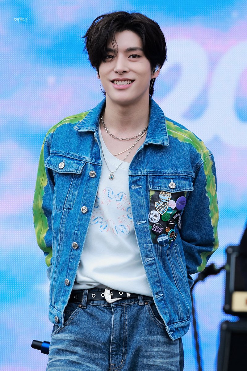 དག་ཞིང་། tweet media