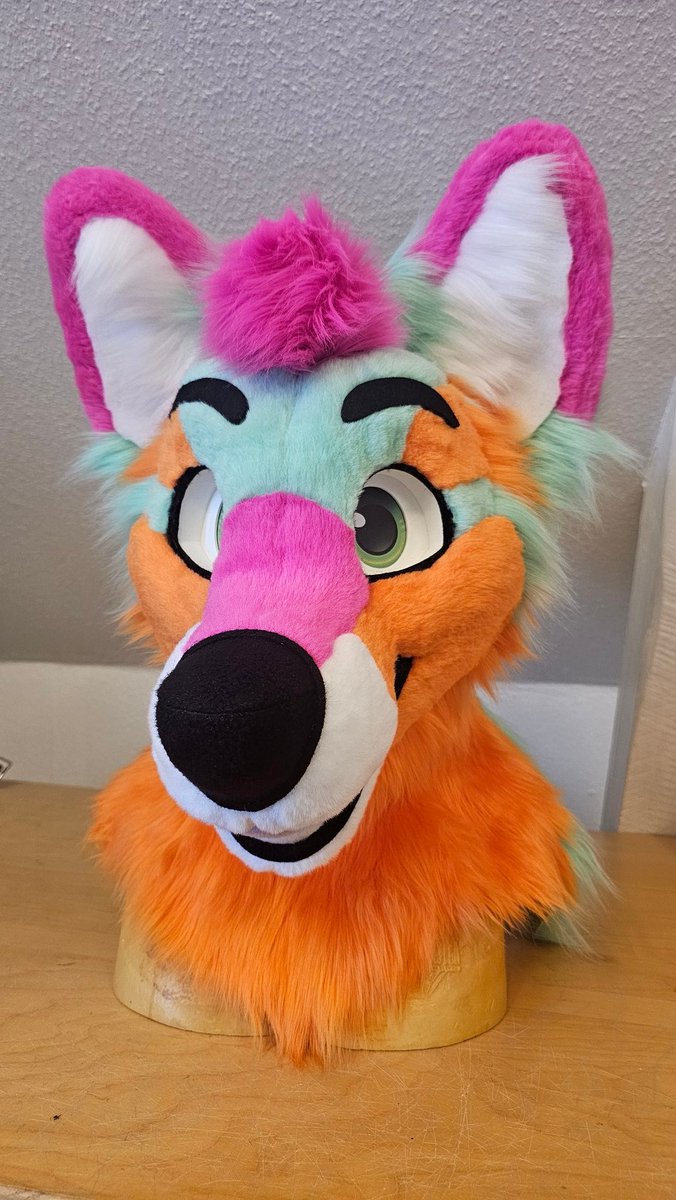 FurDelicious tweet media