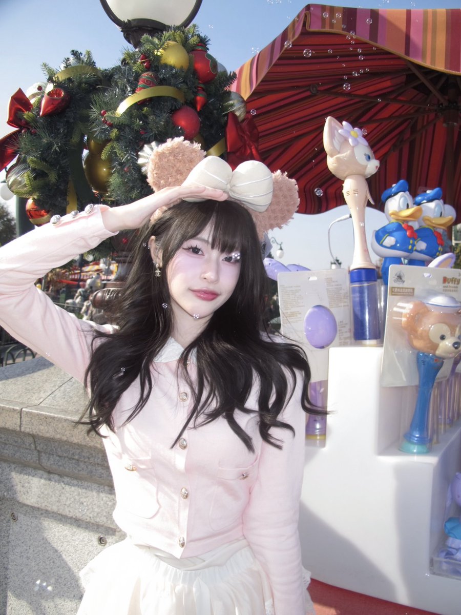 powendies's tweet image. ♡ How to แก้แฟลชอ่อม + โทนรูปติดเหลือง
คนถามมาเยอะมากก เรื่องแฟลช เพราะนี่ถ่ายตอนเที่ยงเลย แดดลงหัวหนักมากคุณแม่แก้ด้วย Ai flash ของ meitu + รอบนี้ใช้กล้องที่ติดเหลืองไปหน่อย เลยใช้ฟิลเตอร์ pocket3 จบปึ้ง สวย!!!!