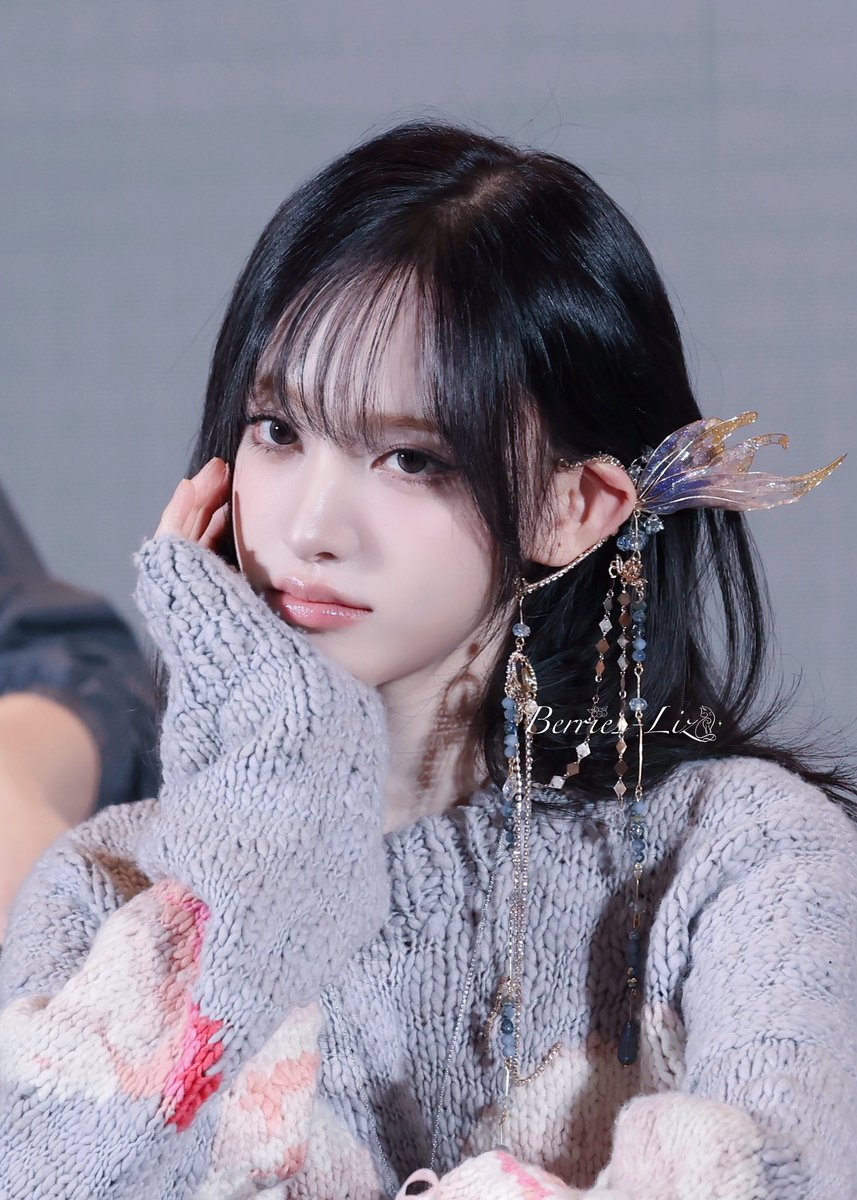 🫐260103
📝ShangHai

 #리즈 #아이브 #LIZ #IVE #アイヴ #リズ