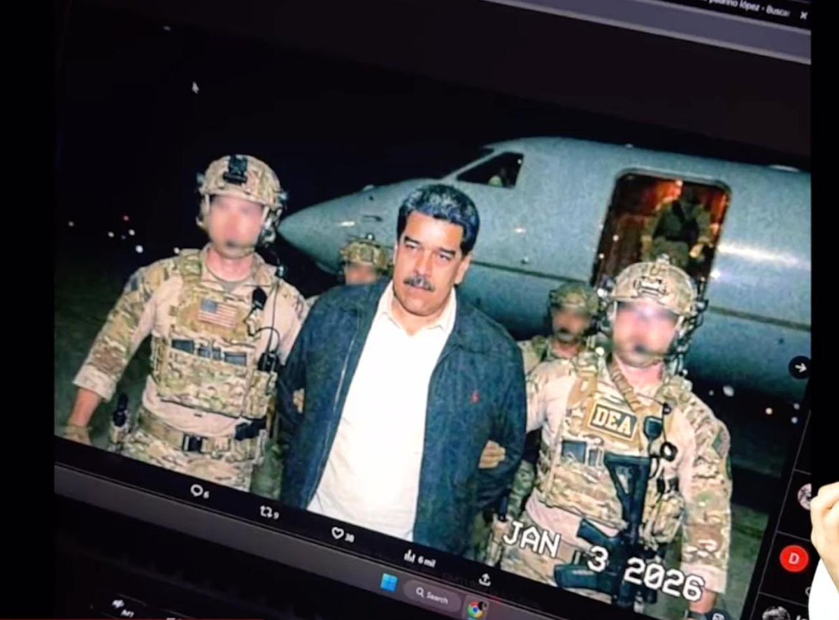 CapitanBitcoin's tweet image. 🚨 La imagen del 2026. El dictador Nicolás Maduro capturado por el ejército de los EEUU. ¿Quién será el siguiente?