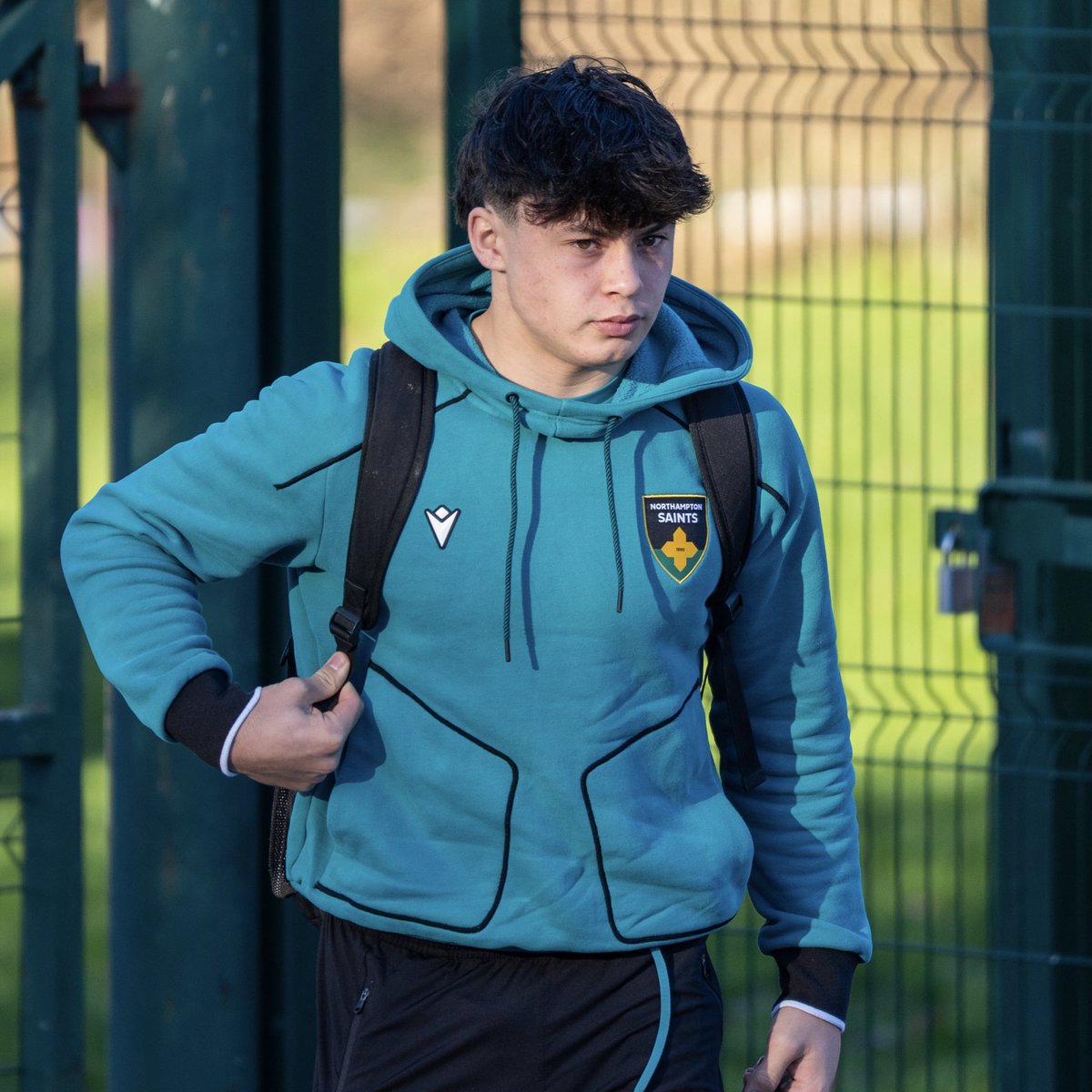 SaintsRugbyAcad's tweet photo. U18s are here 👊 https://t.co/UycKYabb7p