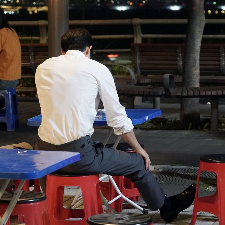 rnxghtmare's tweet image. ㅤ

Sebentar lutut kram 2 jam mengantri demi crepes. 
ㅤ
ㅤ