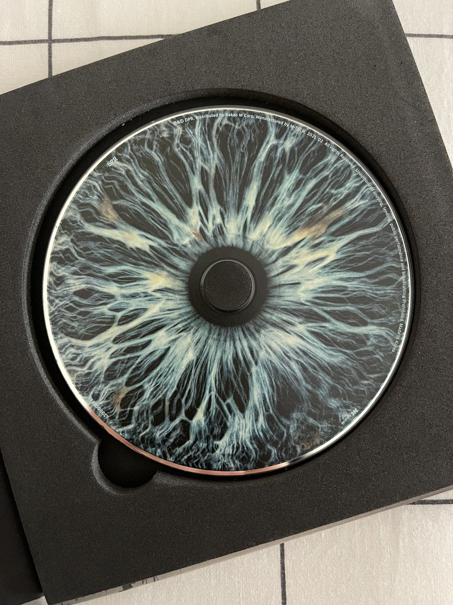 miso_understood's tweet photo. I finally own this beauty 🖤 https://t.co/YI9vMqG0Il