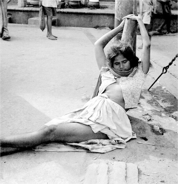 KesariDhwaj's tweet photo. Bangladesh rape camp survivor

- Next time when some bleeding heart liberal like Sriram Raghavan and minions from left, liberal jamaat try to say to do 'aman-ka-tamasha' with the Pakistanis, show them this.

- How the Pakistan Army used rape as a weapon in East Pakistan, first against Hindus and then everyone.

- How they literally ran a campaign to capture, rape and IMPREGNATE Bengali women to ensure that the next generation born to them carried 'pure' Pakistani genes.

- These idiots want to teach a population which has been at the receiving end of aggressions for centuries about 'futility of war', as if India instigated any of the post independence wars.