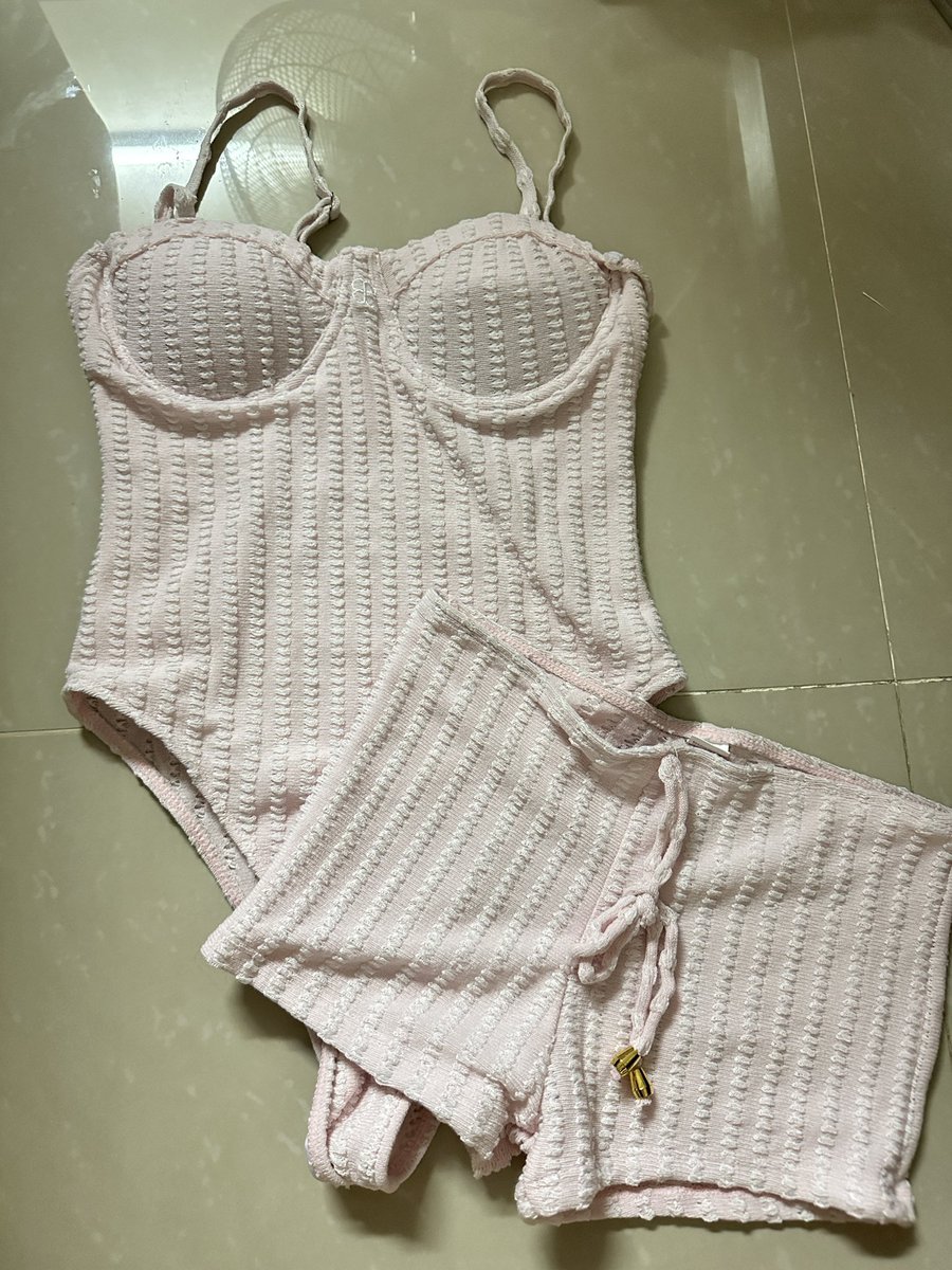 imploybear's tweet image. ส่งต่อชุดว่ายน้ำ 150฿

#ส่งต่อ #ส่งต่อเสื้อผ้ามือ2 #ส่งต่อเสื้อผ้ามือสองสภาพดี #โล๊ะตู้เสื้อผ้า #โล๊ะเสื้อผ้า #ส่งต่อเสื้อผ้า #ส่งต่อเสื้อผ้ามือสองราคาถูก