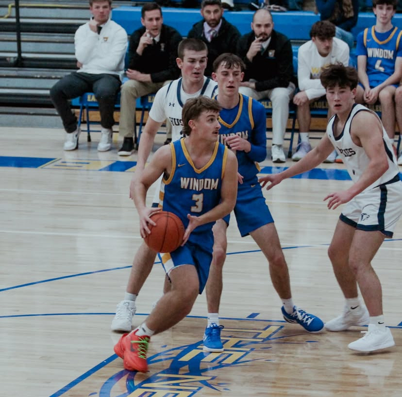 WindomEagles's tweet photo. Windom Boys Basketball is on the road tonight at MCW.
Martin County West Elementary Gym
77 Beech St W, Trimont, MN 56176

🕓 Game Schedule:
4:30 PM – Boys C-Squad
5:45 PM – Boys B-Squad
7:15 PM – Boys Varsity https://t.co/ULJqa3CnZ2
