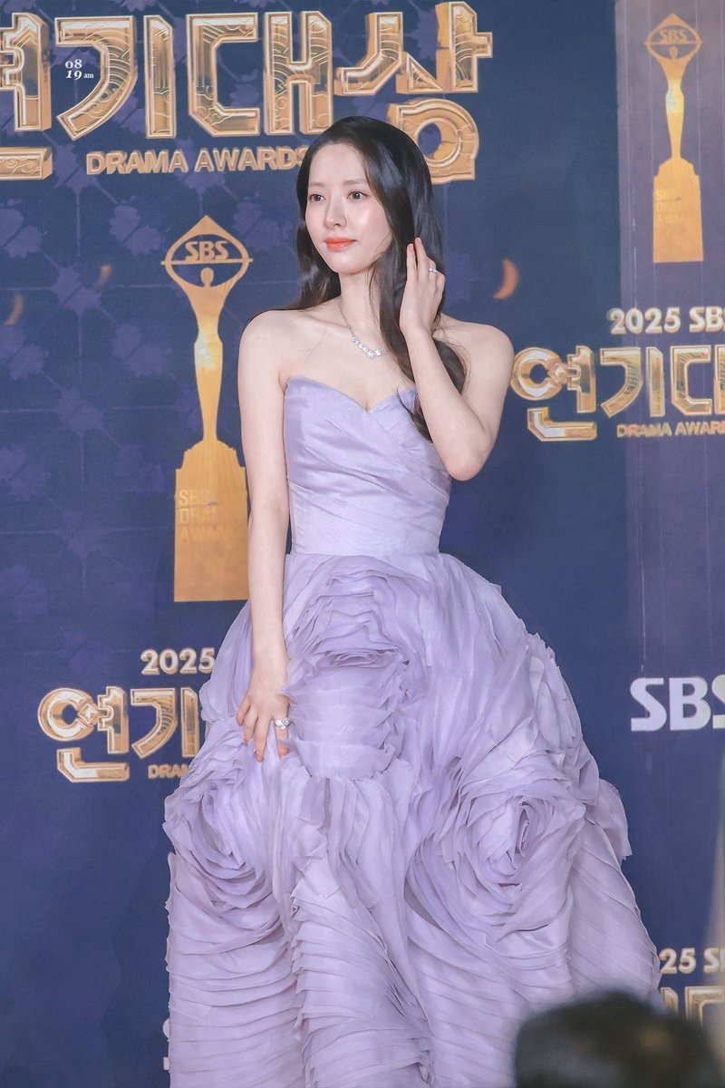 251231 SBS 연기대상☺️ 2026년도 화이팅👊
#WJSN #KIMJIYEON #우주소녀 #김지연 #보나