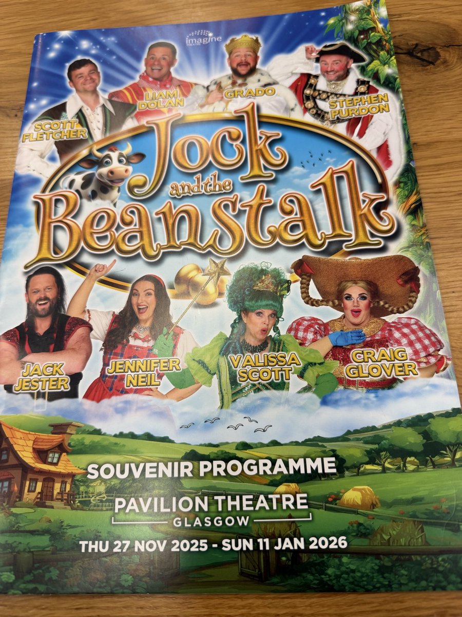 KayleyFulton's tweet photo. @GlasgowPavilion best panto in Scotland! Roll on next year ❤️ https://t.co/SsvSOQ6wNq