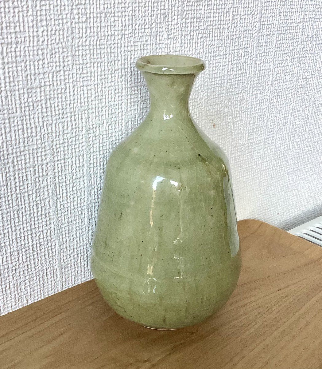 Vase from Nagoya. I had forgot about it until now. I had tried not to buy ceramics because we kept buying and there is no space in the cupboards. But when I saw this, I couldn’t walk pass. 
Aichi pref. has 2 of the 6 Old Kilns. It has plenty of good clay. Seto has a good museum.