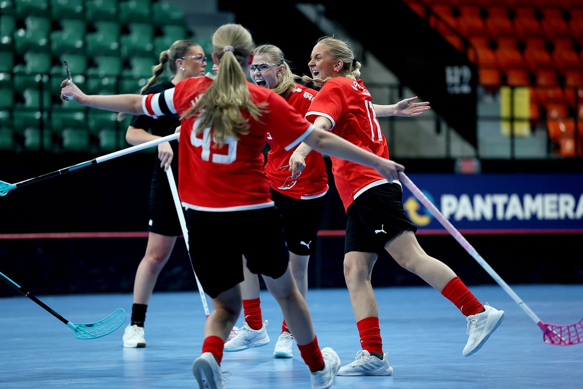 innebandymag's tweet photo. DSM-bloggen: "Uppland käkade upp Västergötland"

https://t.co/Fw5xBL5aW2

#innebandy #floorball https://t.co/rETPzBD24V