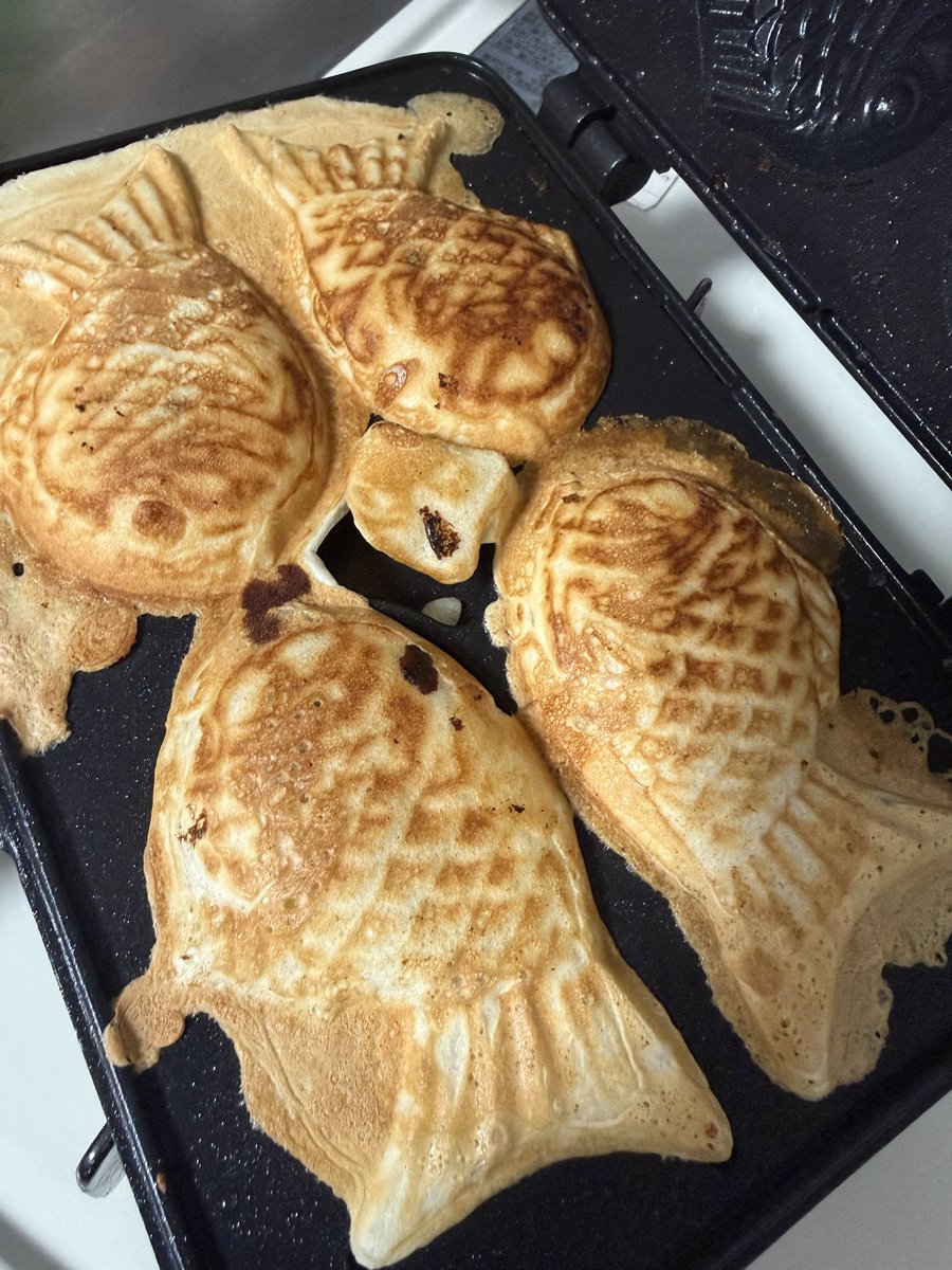 붕어빵 먹구시퍼서 만드는중