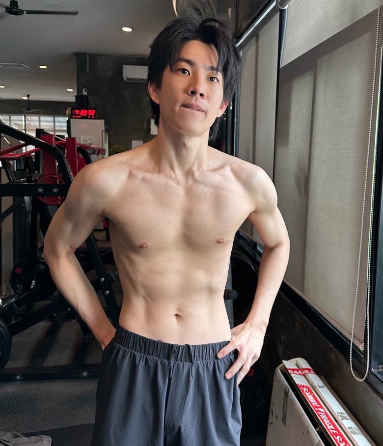 bllovers12's tweet photo. 🤒🤒🤒
#tumcial
#GunAtthaphan
#BurnoutSyndromeSeries https://t.co/wIJAvOQoo9